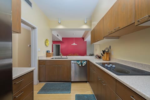 Kitchen equipped with all your cooking needs