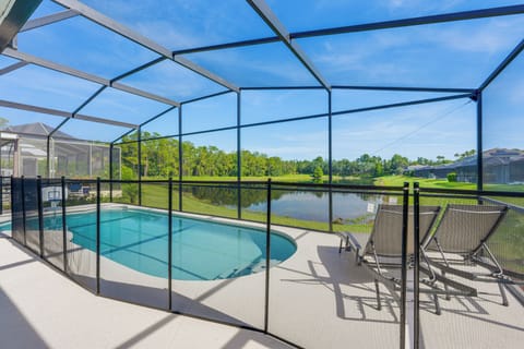 Kissimmee Vacation Rental | 4BR | 2BA | 1,700 Sq Ft | Step to Enter