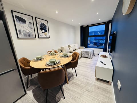 Living Room / Lounge