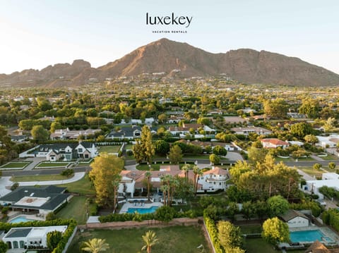 1.5 Acre Estate with 8 Bedrooms and 10 Bathrooms