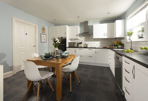 Puffin Way, Lelant. Ground floor: Enjoy leisurely dining at the breakfast table