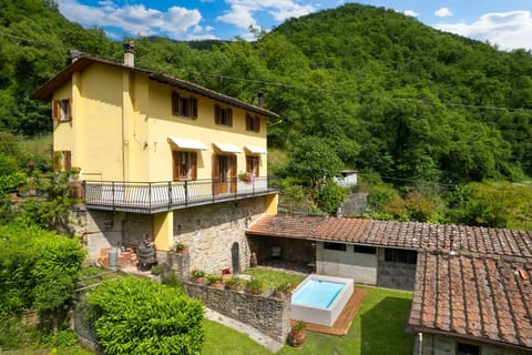 Building Exterior, Outdoor