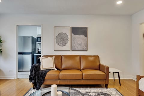 Living Room - Top Grain Leather Seating