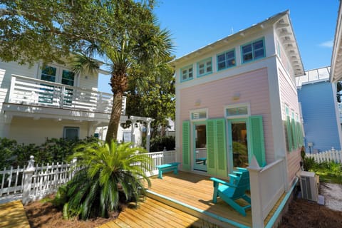 WELCOME TO KEY WEST IN SEASIDE, FLORIDA