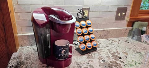 Coffee and tea station