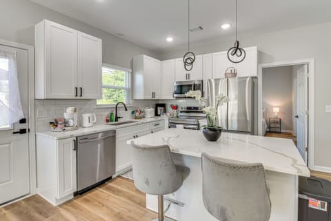 Kitchen | Drip Coffee Maker | Slow Cooker | Air Fryer