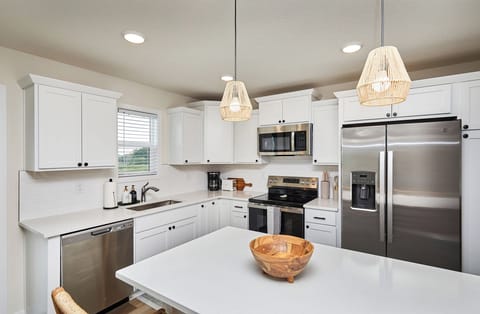 full stocked kitchen
