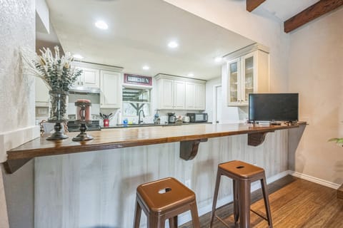 Indoors, Bar Stool, Furniture, Table, Hardwood