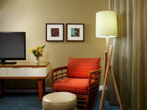 Kick back in the cushioned chair for easy evening lounging.