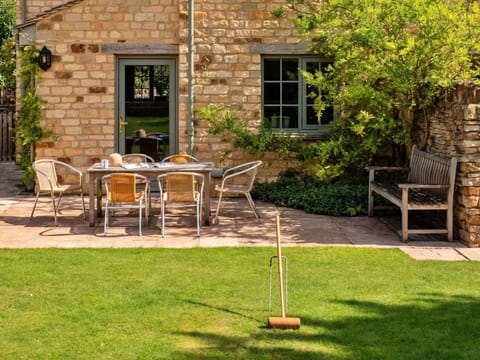 Furniture, Outdoor Furniture, Chair, Table, Outdoor Table, Garden, Shrub, Kitchen & Dining Room Table, Brick