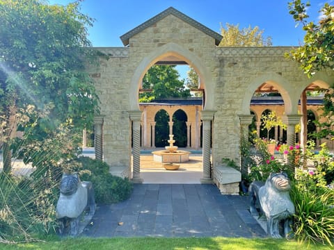 Arch, Column, Architecture, Garden, Hacienda, Arcade, Courtyard, Shade, Walkway, Landscaping