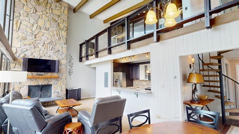 Beautiful, Spacious Unit - Beautiful, Spacious Unit