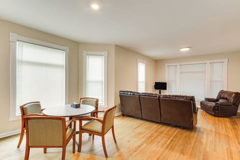 Galesburg Vacation Rental | 1BR | 1BA | Stairs Required | 1,050 Sq Ft