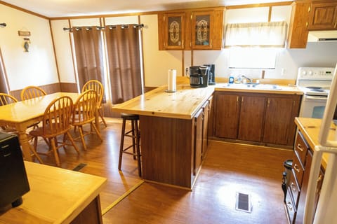 2a9c3674-1ea5-463a-bdec-0202c993a95d