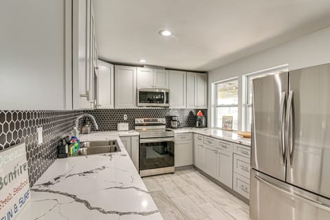 Kitchen | Drip Coffee Maker | Cooking Basics | Toaster | Spices | 1st Floor