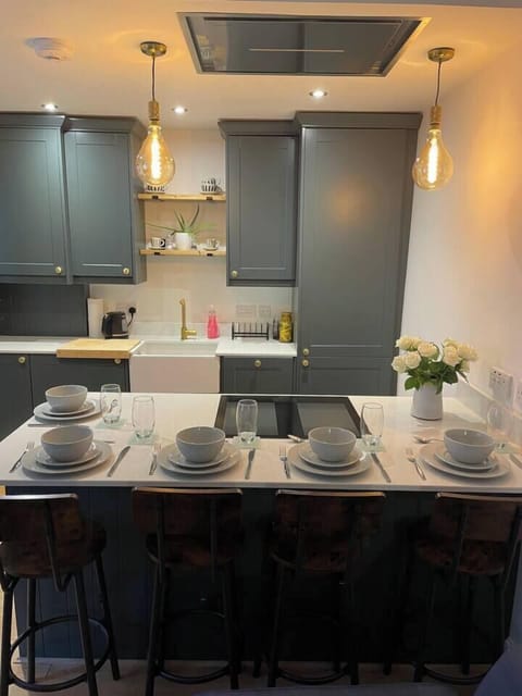 041ff457-d8bf-4c27-a9b5-c11482779ea8