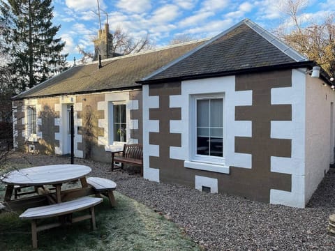 Front house Beadles Cottage
