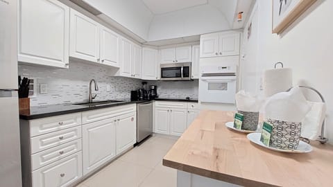 Kitchen fully equiped