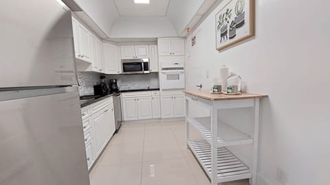 Kitchen fully equiped