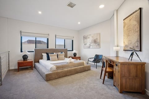 Bedroom (2)