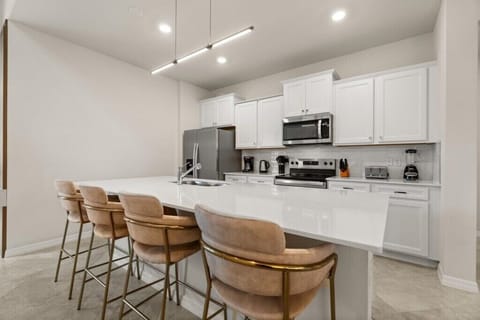 15898CapeCoralLoop(9)