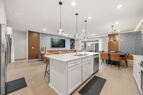 16199 Coastal Cove Lane (8).jpg