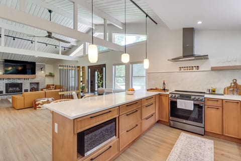 Kitchen | Coffee Maker | Toaster