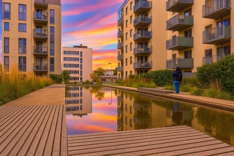 Modern Oslo Apartment with Sunset Views at Ringness Park,Thorvald Meyers Gate12B
