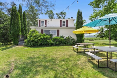 Outdoor Seating and Dining Area