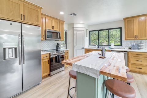 Kitchen | Cooking Basics | Coffee Maker | 1st Floor