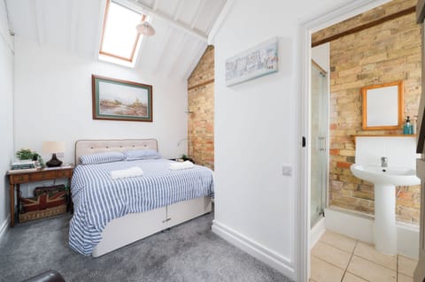 The Snug, Scald End Cottages-17