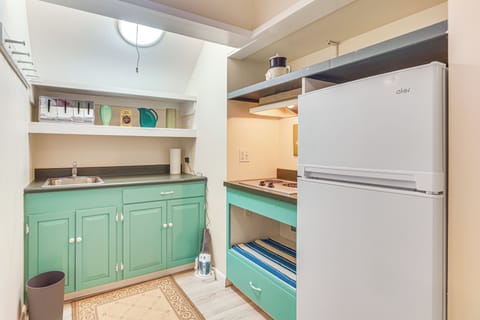 Kitchenette | 2nd Floor | Refrigerator | 2-Burner Stove