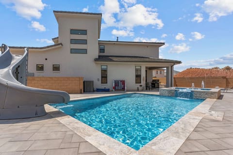 Private Pool + Slide