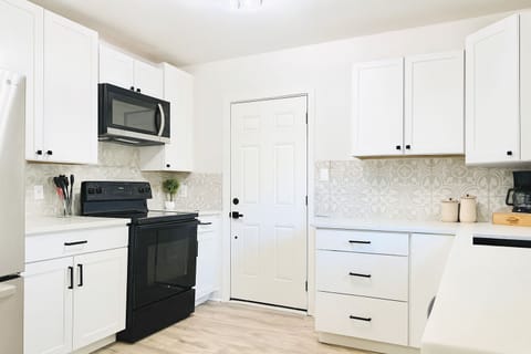 Bright, Open Kitchen • Perfect for Long Stays