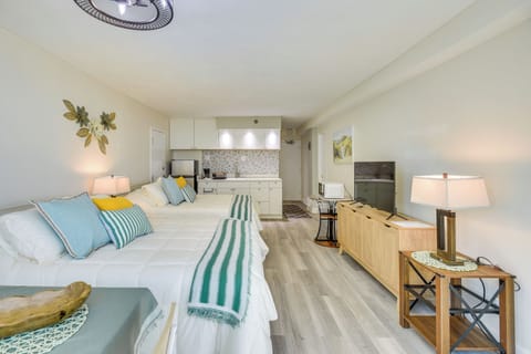 Daytona Beach Vacation Rental | Studio | 1BA | Step-Free Access | 400 Sq Ft