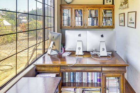 Office | Desk Workspace w/ Monitors