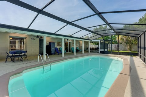 Kissimmee Vacation Rental | 4BR | 2.5BA | 1,400 Sq Ft | 2 Steps to Enter