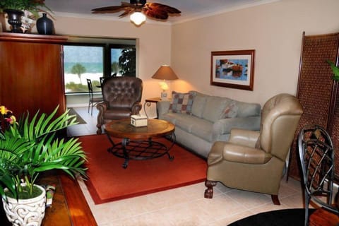 Sunset Royale - 304, Tropical Sands Accommodations