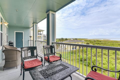 Galveston Vacation Rental | 2BR | 2BA | 1,055 Sq Ft | Step-Free Access