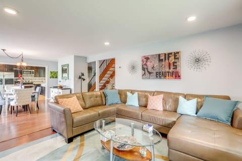 Willingboro Vacation Rental | 2BR | 1BA | 1 Step to Enter | 1,800 Sq Ft