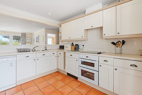 Kitchen/Diner Holiday Home Rock North Cornwall