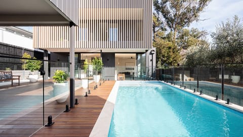 Seabound Luxe House Outdoor Pool