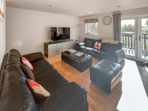 Living area | Laurel - James Ville Marina, Brigg