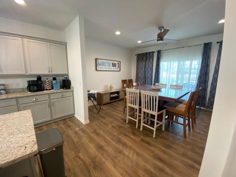 Large indoor and outdoor dining areas. Family and friends can all converse at one table.