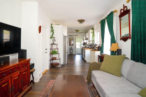 Providence Vacation Rental | 2BR | 2BA | 1,136 Sq Ft | Stairs to Enter
