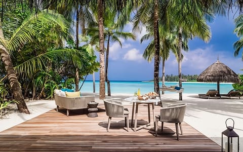 Private Deck