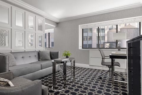 Work comfortably at the desk, then relax on the sofa.