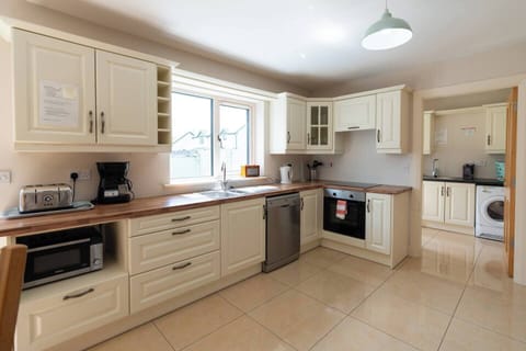 1aef1117-ed38-4fef-90d3-0b6bf8e450c9