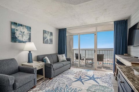 Settle in and enjoy relaxed time by the ocean.