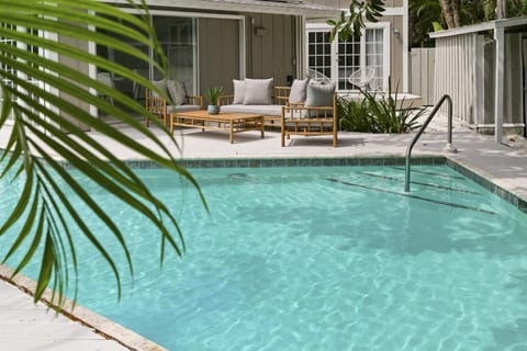 4BR Pool Home – In-Law Suite + Siesta Fun! (3687)